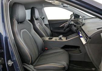 Подержанный автомобиль Omoda C5 2023 года (22 фото)