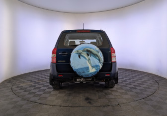 Подержанный автомобиль Suzuki Grand Vitara 2013 года (6 фото)