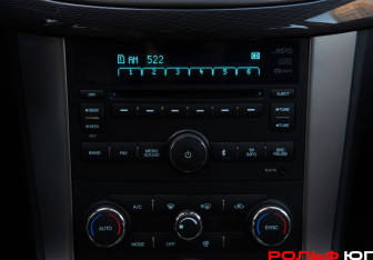 Подержанный автомобиль Chevrolet Captiva 2015 года (20 фото)