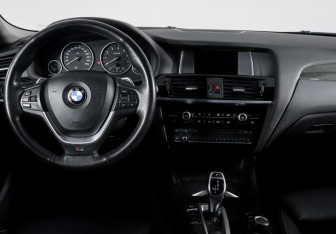 Подержанный автомобиль BMW X4 2014 года (12 фото)