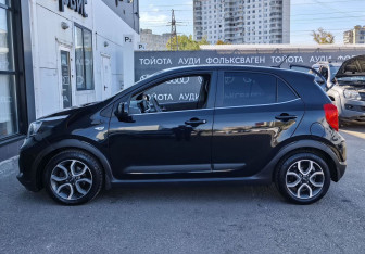 Подержанный автомобиль Kia Picanto 2018 года (8 фото)