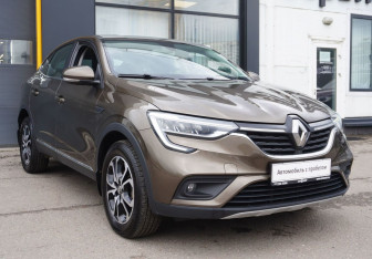 Подержанный автомобиль Renault Arkana 2019 года (3 фото)