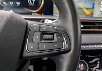 Подержанный автомобиль Exeed LX 2022 года (28 фото)