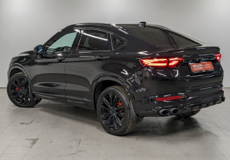 Подержанный автомобиль Geely Tugella 2023 года (7 фото)