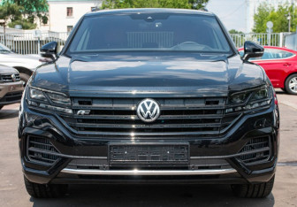 Новый Volkswagen Touareg 2025 (2 фото)