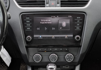 Подержанный автомобиль Skoda Octavia Liftback 2020 года (16 фото)