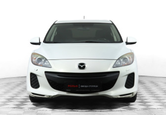 Подержанный автомобиль Mazda 3 Hatchback 2013 года (2 фото)