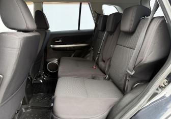 Подержанный автомобиль Suzuki Grand Vitara 2008 года (11 фото)