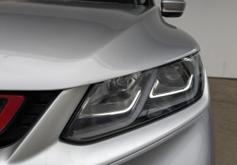 Подержанный автомобиль Geely Coolray 2023 года (11 фото)