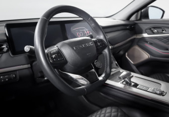 Подержанный автомобиль Exeed TXL 2022 года (14 фото)