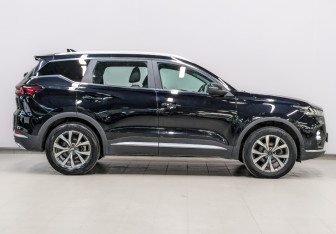 Подержанный автомобиль Chery Tiggo 7 Pro 2022 года (4 фото)