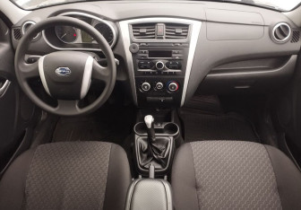 Подержанный автомобиль Datsun on-DO 2014 года (9 фото)