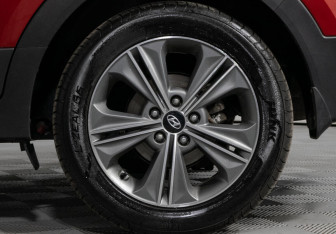 Подержанный автомобиль Hyundai Creta 2017 года (5 фото)