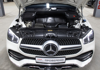 Подержанный автомобиль Mercedes-Benz GLE 2019 года (9 фото)
