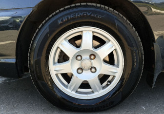 Подержанный автомобиль Kia Spectra Sedan 2006 года (9 фото)