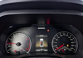 Подержанный автомобиль Haval Jolion 2022 года (16 фото)