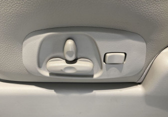 Подержанный автомобиль Mitsubishi Pajero 2019 года (18 фото)