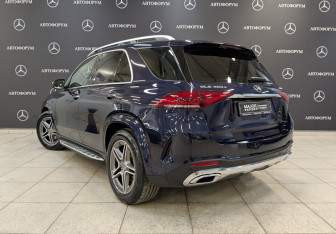 Подержанный автомобиль Mercedes-Benz GLE 2021 года (7 фото)