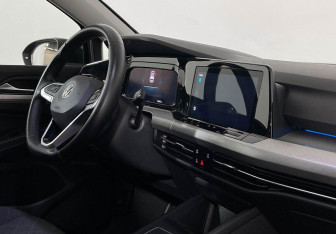 Подержанный автомобиль Volkswagen Golf Hatchback 2020 года (5 фото)