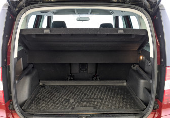 Подержанный автомобиль Skoda Yeti 2016 года (10 фото)