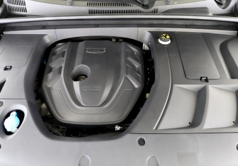 Подержанный автомобиль Geely Tugella 2024 года (9 фото)