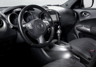 Подержанный автомобиль Nissan Juke 2014 года (14 фото)