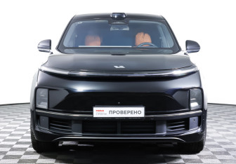 Подержанный автомобиль LiXiang L9 2023 года (2 фото)