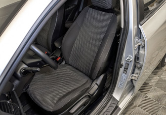 Подержанный автомобиль Kia Rio Sedan 2018 года (20 фото)