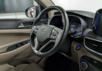 Подержанный автомобиль Hyundai Tucson 2019 года (24 фото)