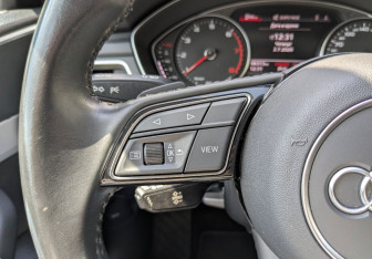 Подержанный автомобиль Audi A4 allroad 2020 года (30 фото)