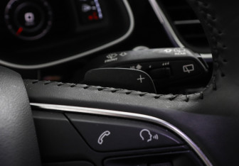 Подержанный автомобиль Audi Q7 2016 года (15 фото)