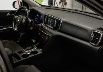 Подержанный автомобиль Kia Sportage 2018 года (21 фото)