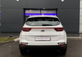 Подержанный автомобиль Kia Sportage 2019 года (7 фото)