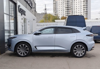 Подержанный автомобиль Changan UNI-K 2023 года (8 фото)