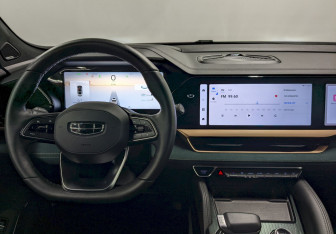 Подержанный автомобиль Geely Monjaro 2024 года (23 фото)