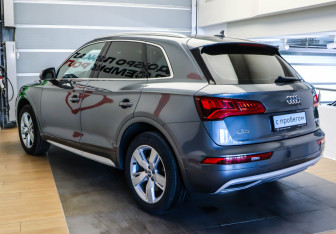 Подержанный автомобиль Audi Q5 2018 года (6 фото)
