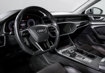 Подержанный автомобиль Audi A6 Sedan 2018 года (14 фото)