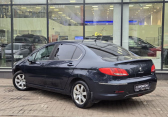 Подержанный автомобиль Peugeot 408 2012 года (6 фото)