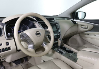 Подержанный автомобиль Nissan Murano Suv 2016 года (10 фото)