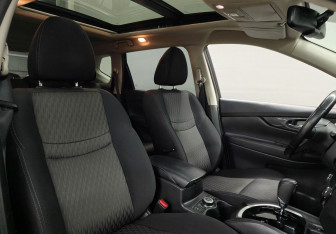 Подержанный автомобиль Nissan X-Trail 2020 года (13 фото)