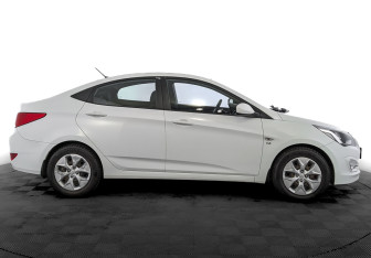 Подержанный автомобиль Hyundai Solaris Sedan 2016 года (4 фото)