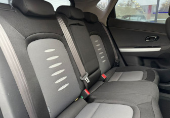 Подержанный автомобиль Kia Ceed Hatchback 2013 года (11 фото)