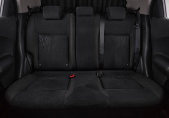 Подержанный автомобиль Nissan Juke 2012 года (21 фото)