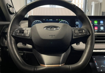 Подержанный автомобиль Chery Tiggo 8 Pro Max 2022 года (14 фото)