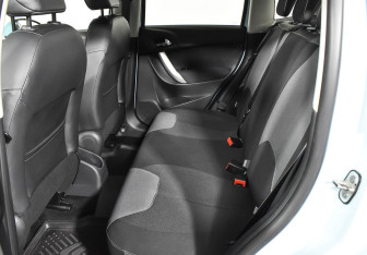 Подержанный автомобиль Citroen C3 Hatchback 2012 года (14 фото)