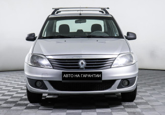 Подержанный автомобиль Renault Logan Sedan 2012 года (2 фото)