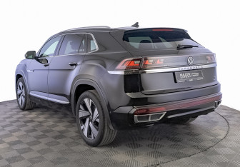 Подержанный автомобиль Volkswagen Teramont 2022 года (7 фото)