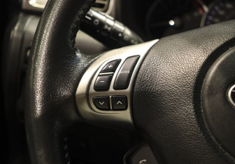 Подержанный автомобиль Subaru Forester Suv 2012 года (15 фото)