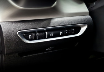 Подержанный автомобиль Geely Coolray 2022 года (28 фото)