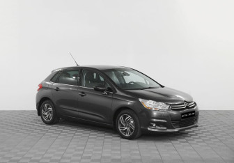 Подержанный автомобиль Citroen C4 Hatchback 2013 года (2 фото)